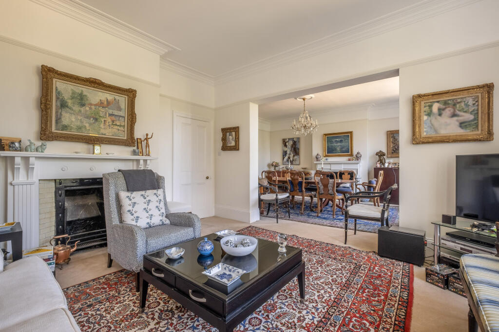 Apartment in Twickenham - View 5