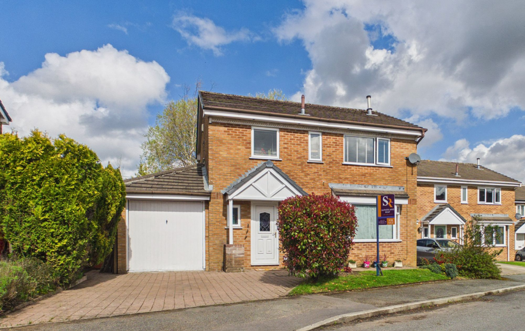 Main image of property: Brookside Road, Chapel-En-Le-Frith, SK23