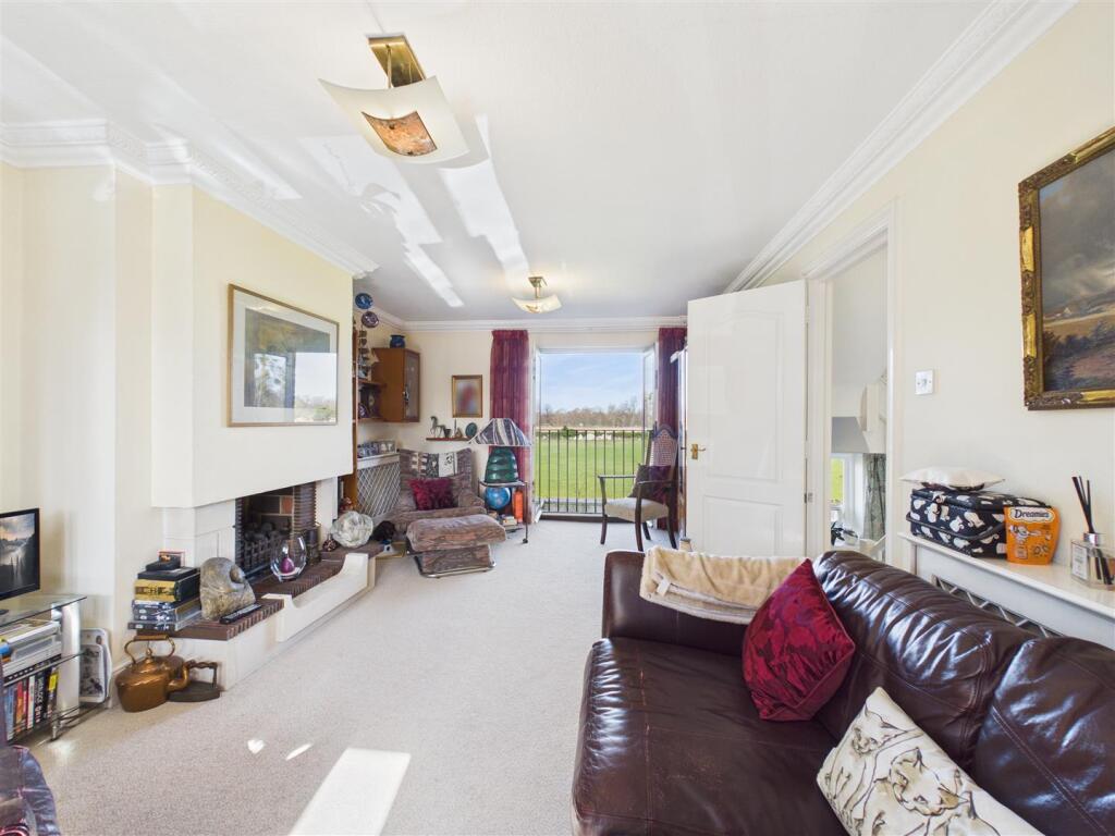 House in Kingston upon Thames - View 5