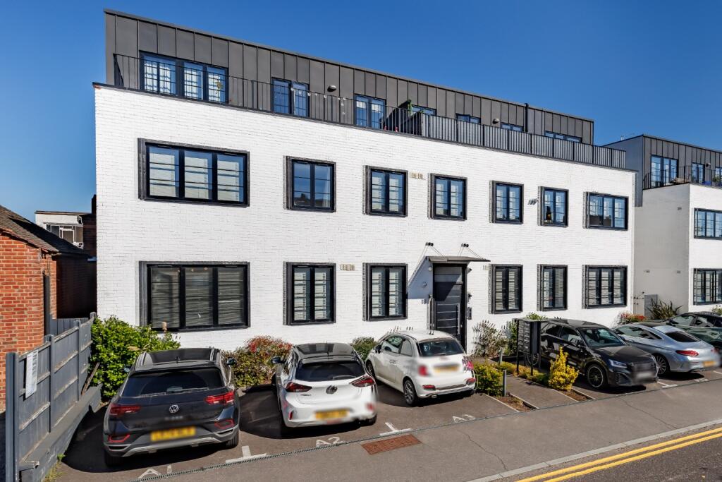 Main image of property: Maybank Road, South Woodford, E18