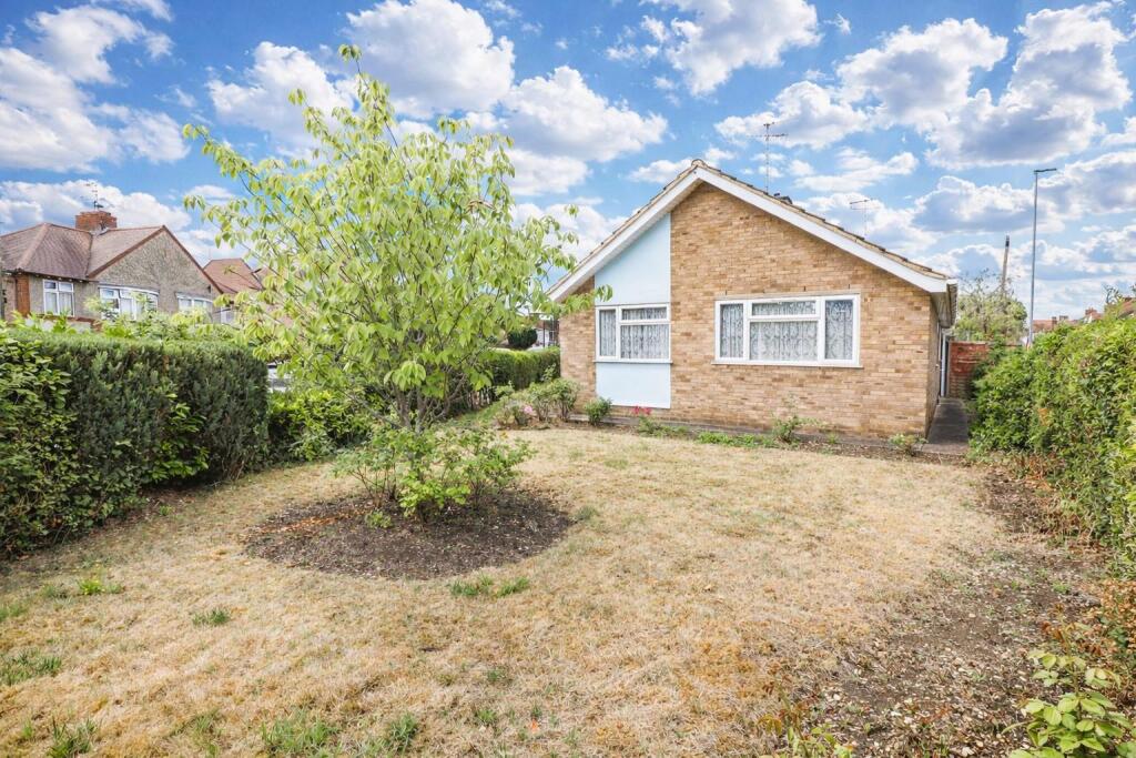 Main image of property: Park Avenue, Rushden, NN10 9NR