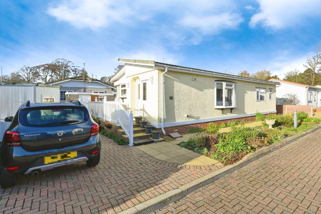 Hardwick Road, King's Lynn photo 2
