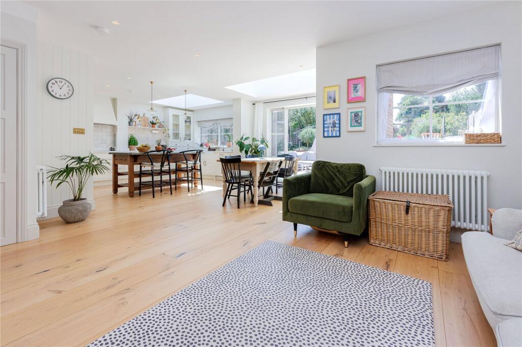 Willow Way, Radlett, Hertfordshire, WD7 photo 4