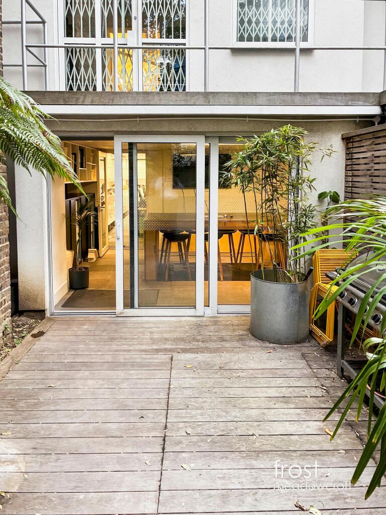 Vencourt Place Hammersmith W6 1 garden.jpg