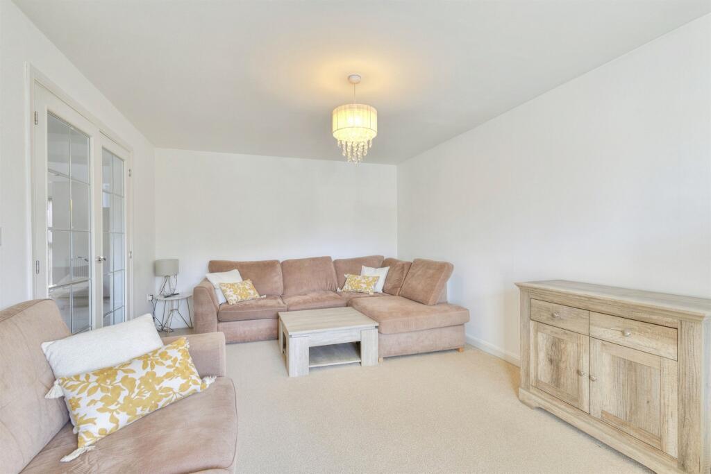 Cartmel Drive, Corby photo 4