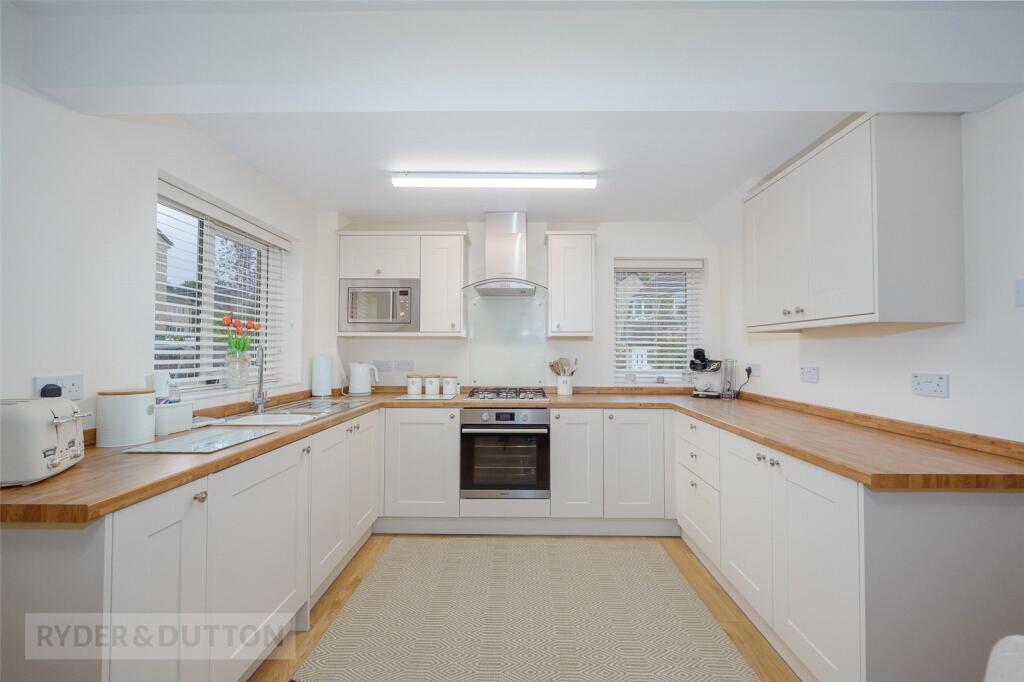 Sycamore Rise, Holmfirth, West Yorkshire, HD9 photo 4