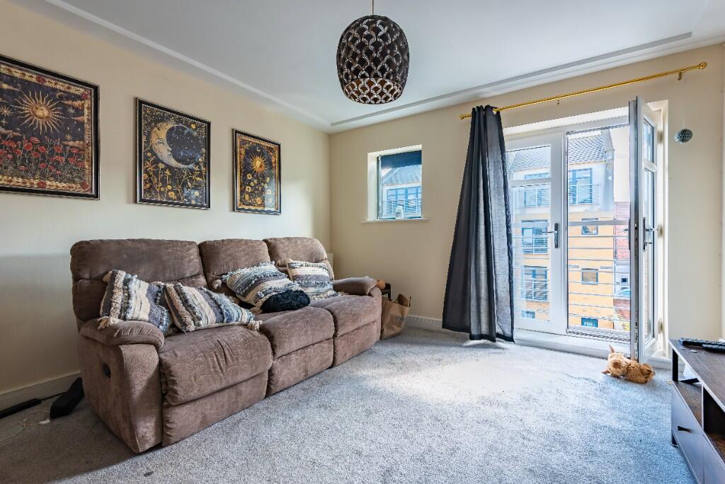 Apartment in Hull, Old Town - View 5