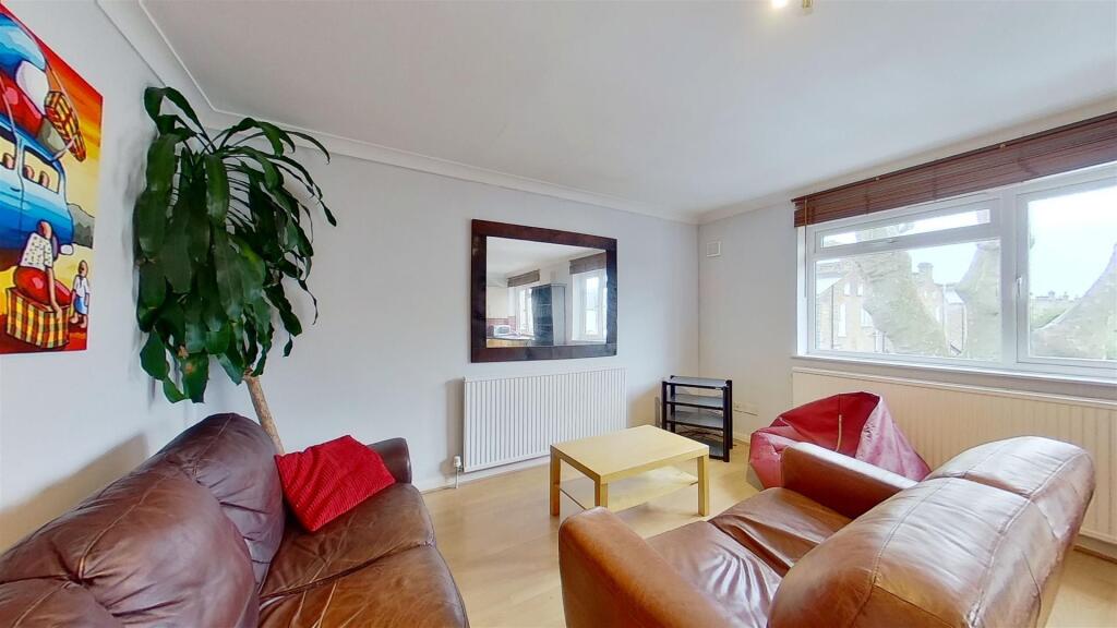 Apartment in London, Earlsfield - View 5