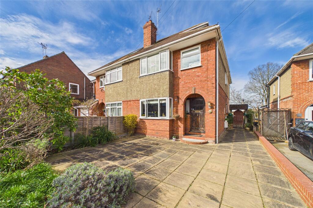 Main image of property: Meadow Way, Bracknell, Berkshire, RG42