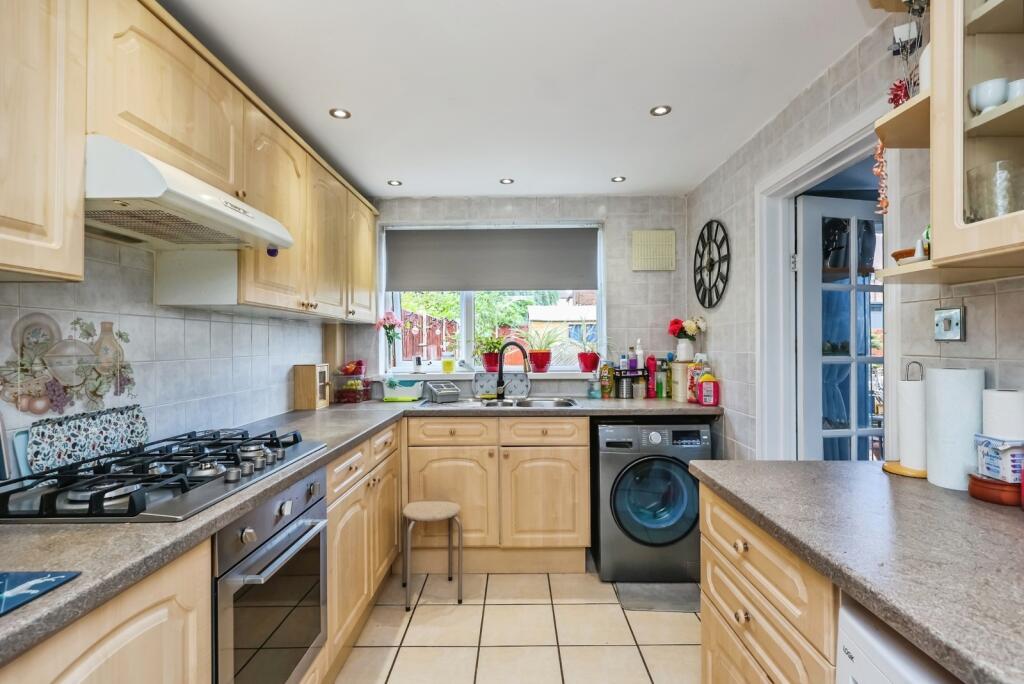 House in Nottingham, Clifton - View 5