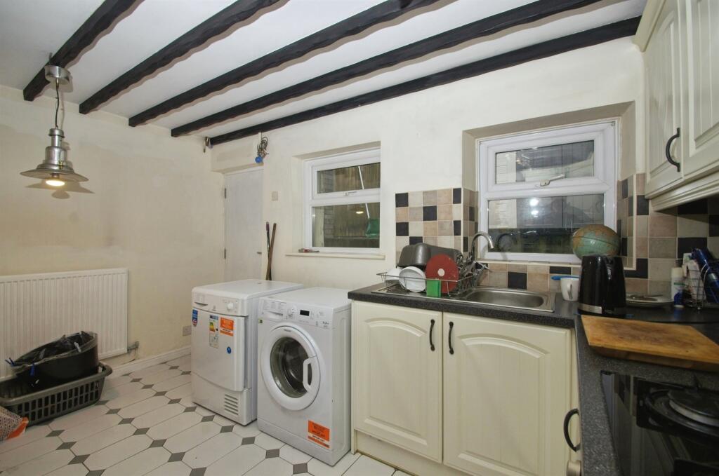 Pentrebach Road, Pontypridd photo 2