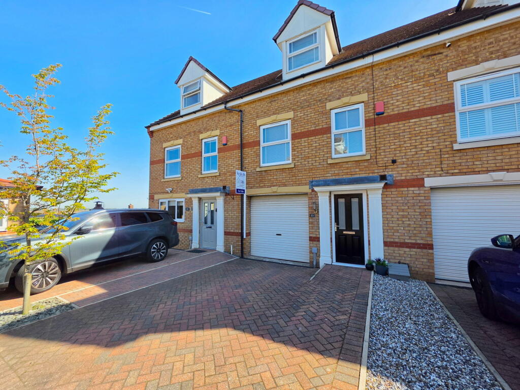 Main image of property: Hall Bank, Barnsley, S75 1EX