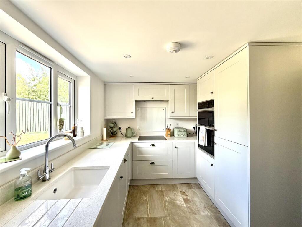 House in Salisbury - View 5