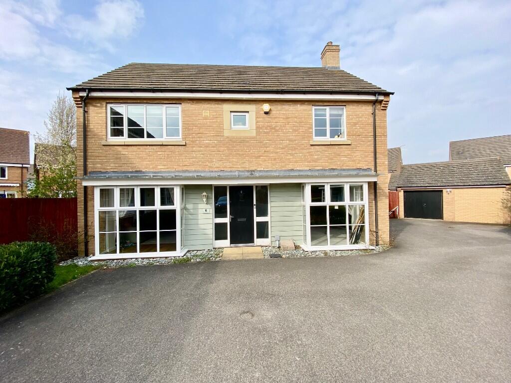 Main image of property: Pintail Gardens, Hampton Vale, Peterborough, Cambridgeshire, PE7