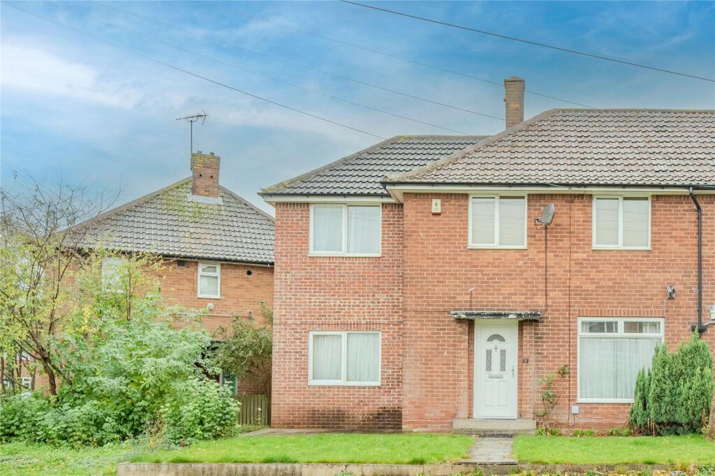 Main image of property: Queenshill Garth, Leeds, West Yorkshire