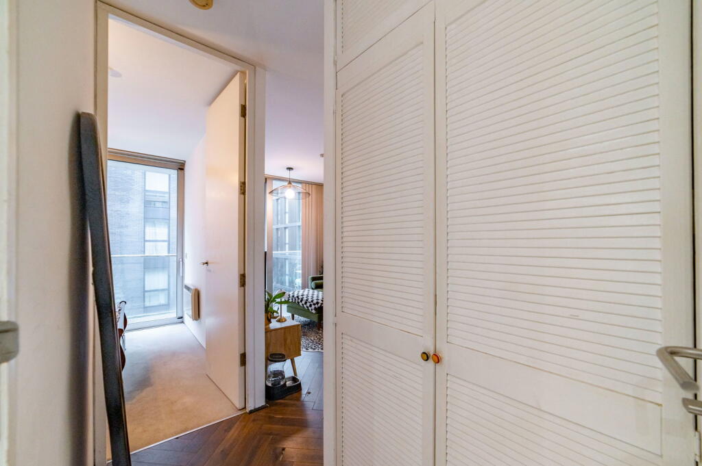 Apartment in Manchester, Greater Manchester - View 6