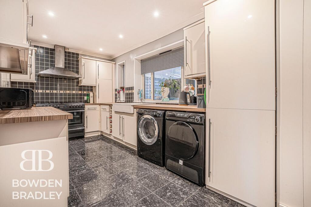 House in London - View 5