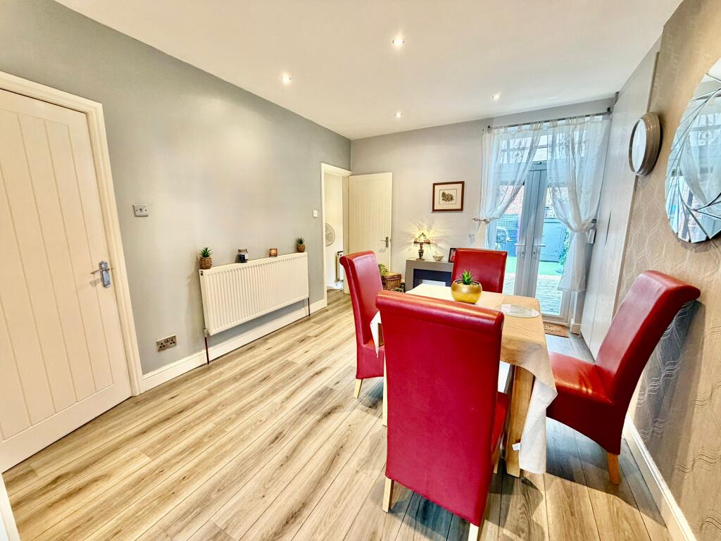 House in Stockport, Davenport - View 4