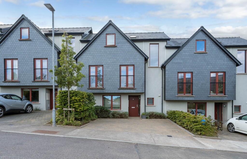 Main image of property: 9 Spanish Walk, Convent Garden, Kinsale, P17 A598