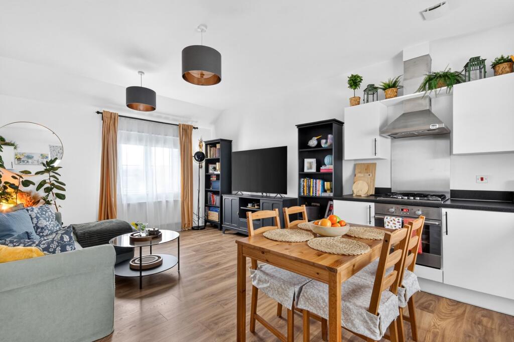 House in Reading - View 5