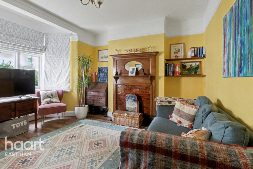 Main image of property: Fourth Avenue, London