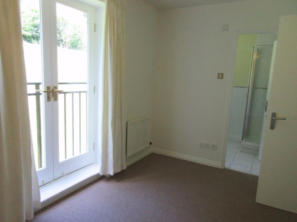Apartment in Lancaster - More