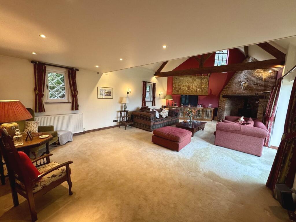 Playhatch Barn, Playhatch photo 4