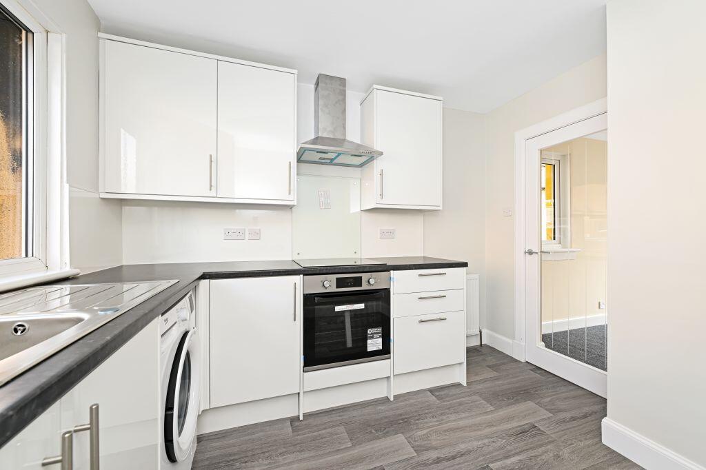 Apartment in Edinburgh, Midlothian - More