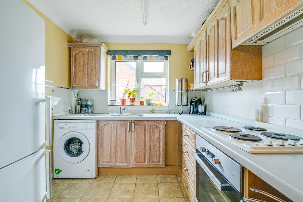Home Close, Houghton Conquest, MK45 photo 3