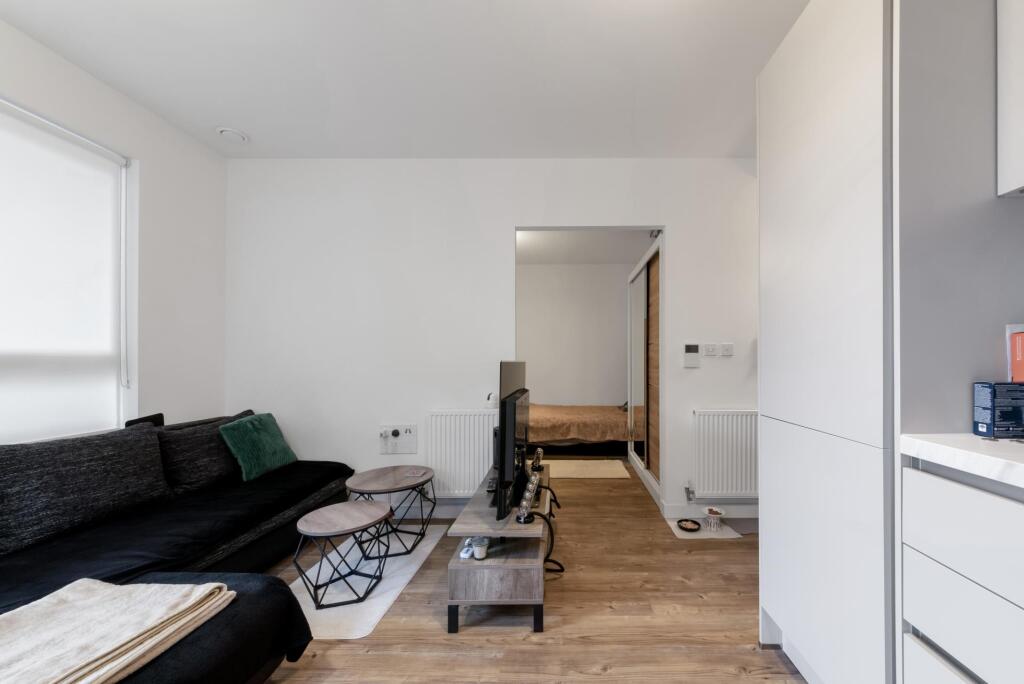 Cornwell House, Ron Leighton Way, E6 photo 4