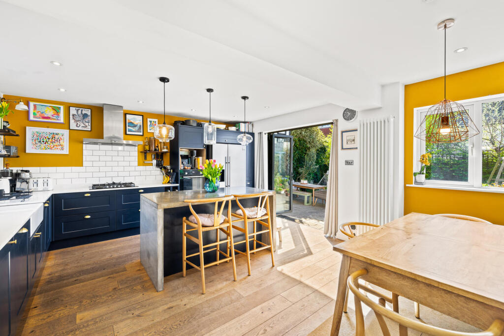 Shelldale Road, Portslade, Brighton photo 4