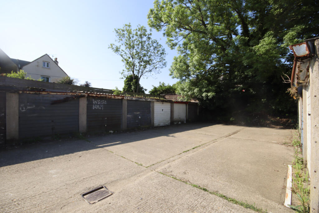 Main image of property: Walmer Gardens, Sittingbourne , ME10