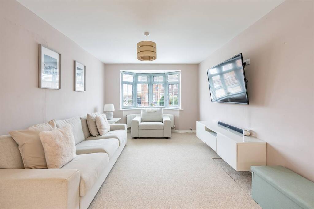 House in Whitstable, Mariner's View - More