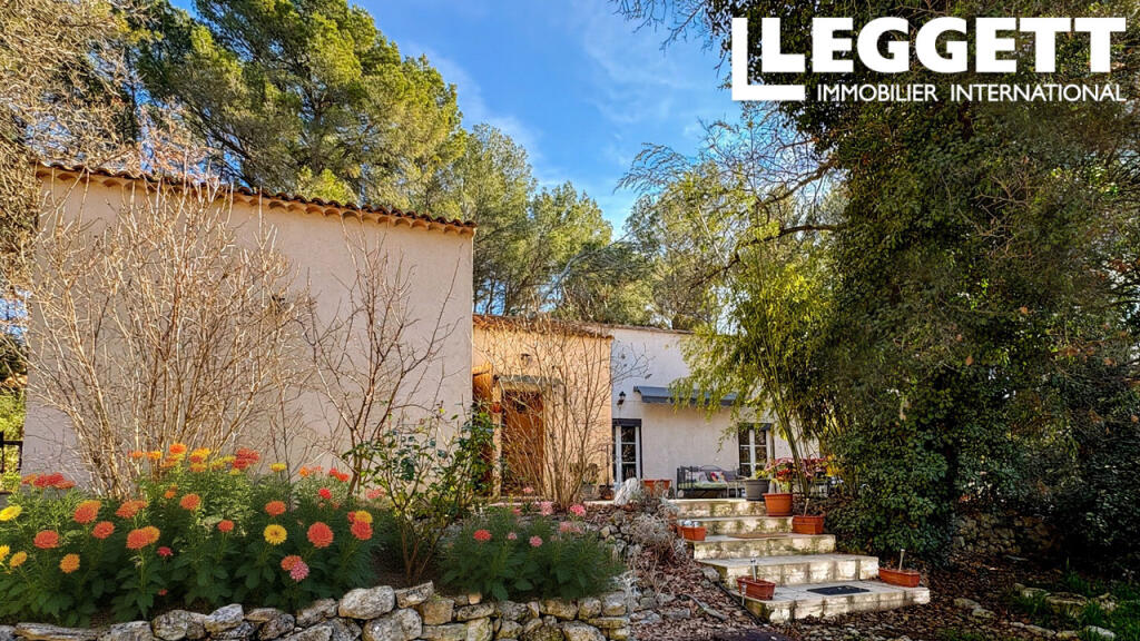 Main image of property: Provence-Alps-Cote d`Azur, Bouches-du-Rhône, St-Cannat