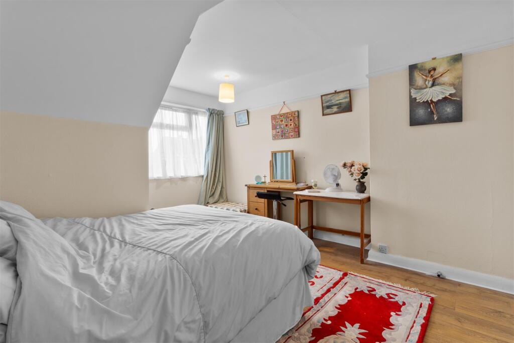 Highlands Road, Seaford photo 5