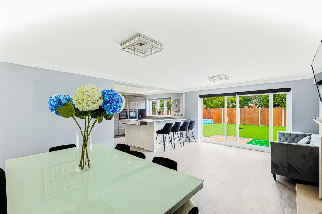House in Southend-on-Sea - View 3