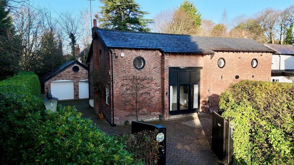 Main image of property: Wicker Lane, Hale Barns