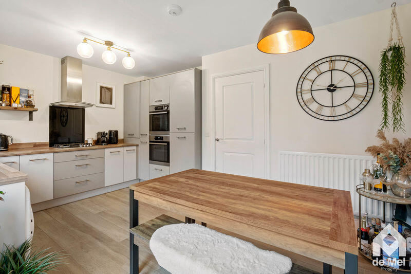 Meadowsweet Road, Leckhampton, Cheltenham, Gloucestershire, GL53 photo 3