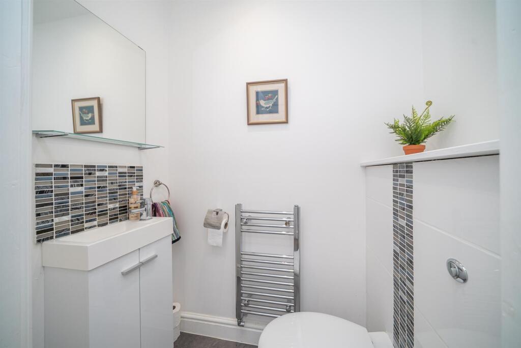 Additional image 5 of Laburnum Grove, St. Albans