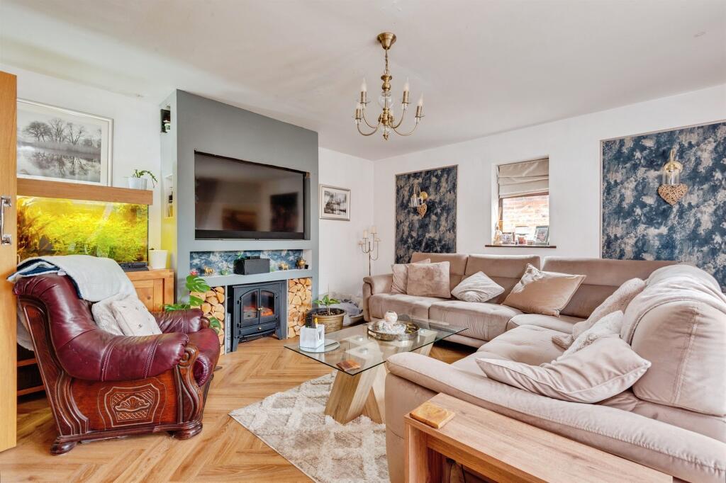 House in Warrington - View 5