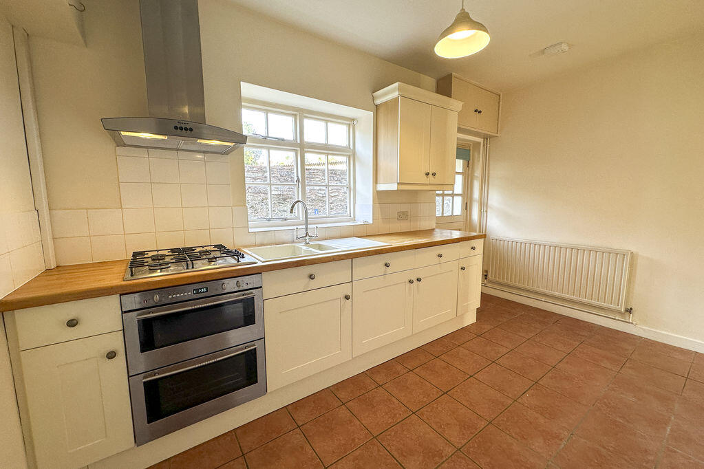 House in Taunton, Mill Cross - View 3