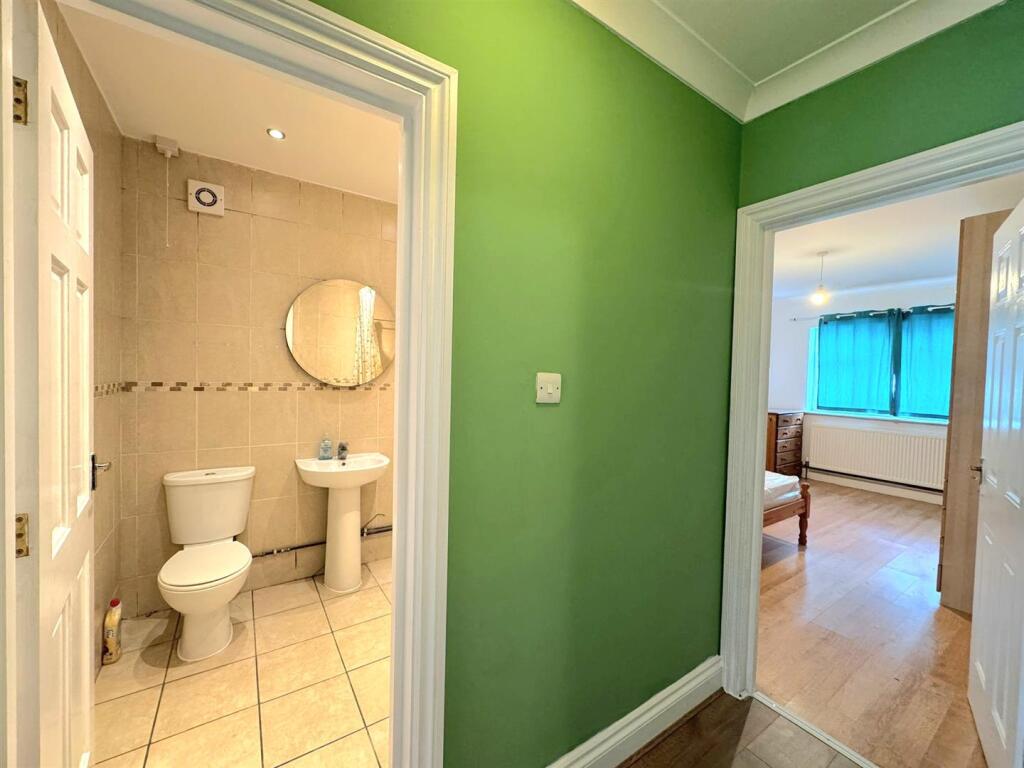 Apartment in Harrow - View 4