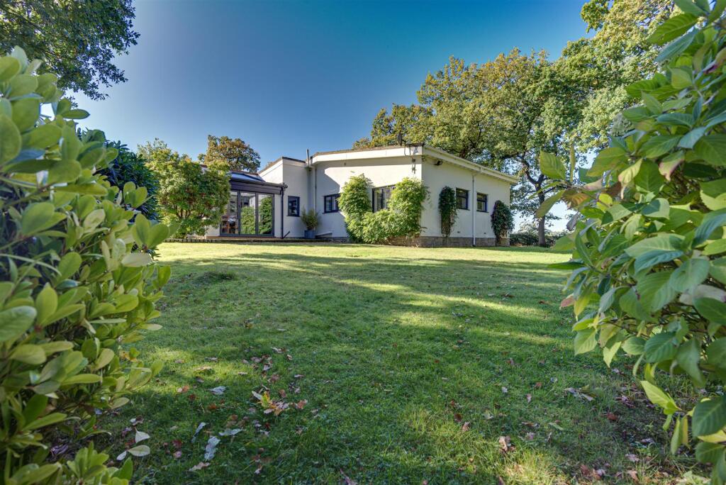 Main image of property: Rudyard, Leek