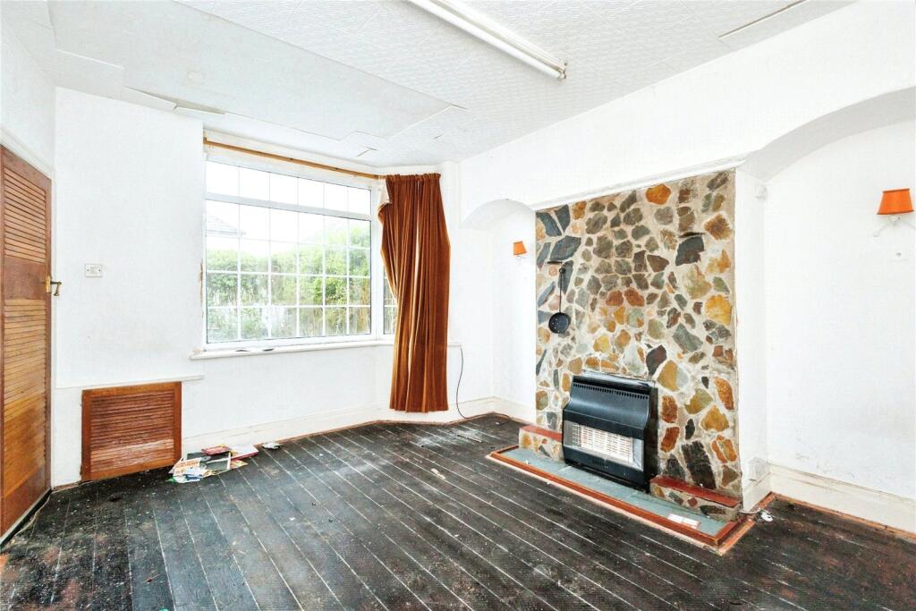 House in Stockport - View 2