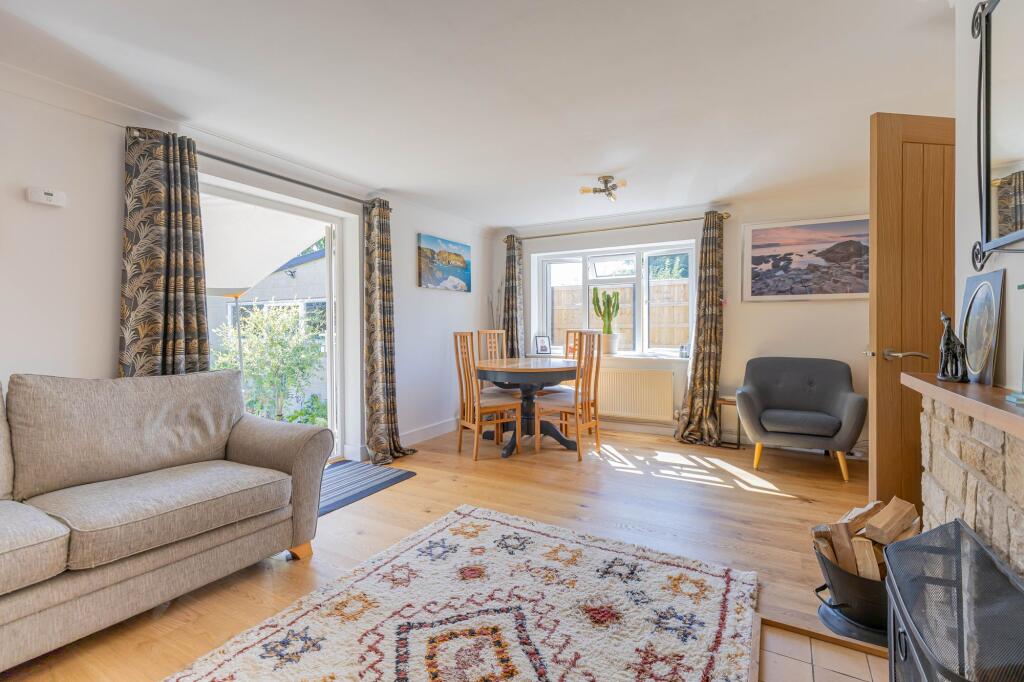 House in Swindon, Wiltshire - View 4
