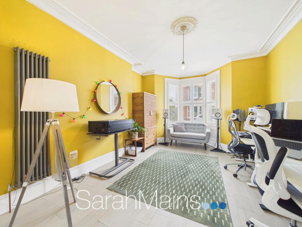 House in Newcastle upon Tyne - More
