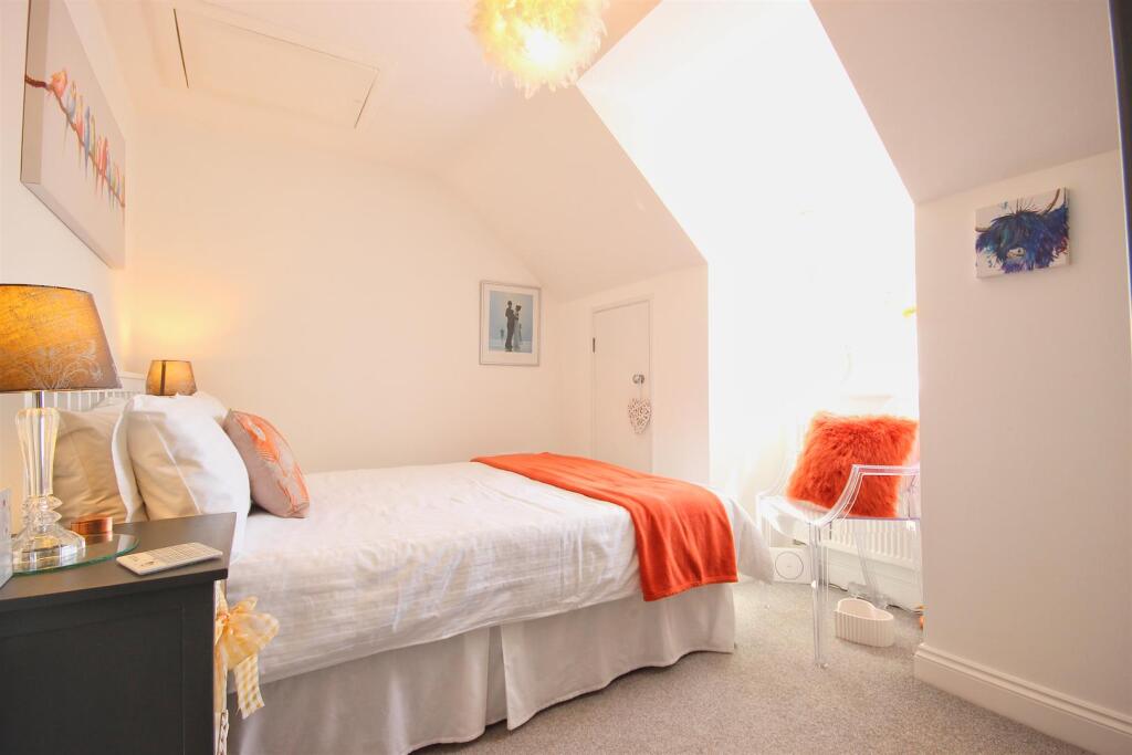 House in Hornsea, East Riding of Yorkshire - View 4