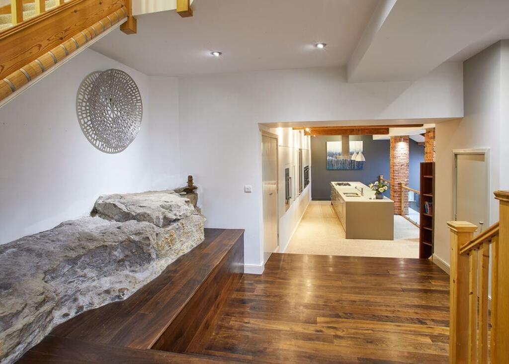 House in Pickering, Newbridge - View 5