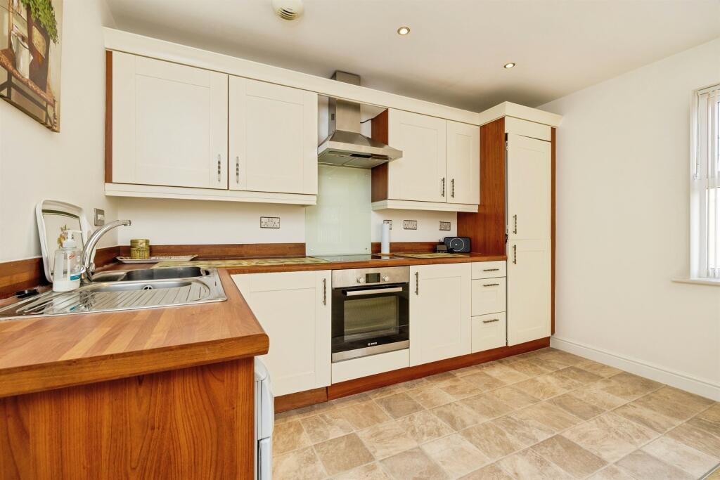 Olsen Rise, Lincoln - View 3