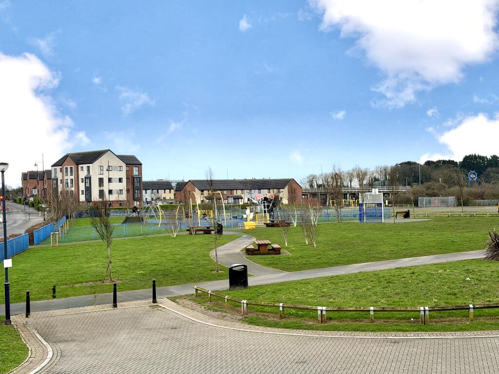 Island View, Barry, CF62 photo 2